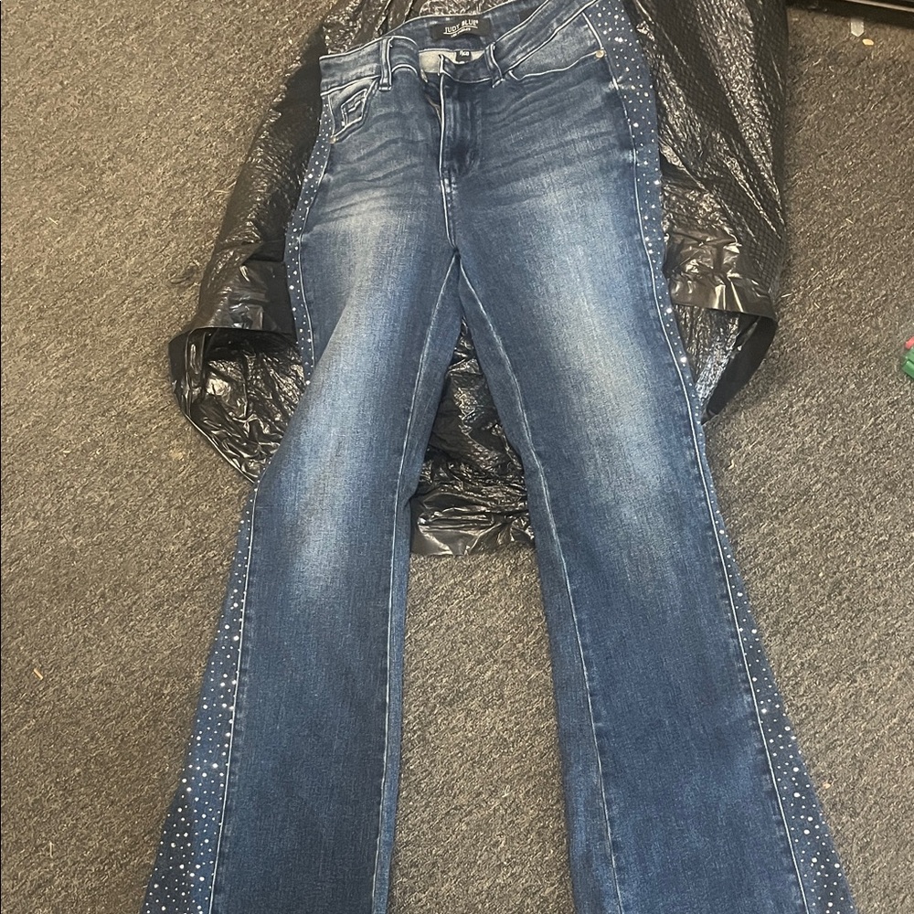 Judy Blue Dark Blue Flare Jeans with Studded Detail